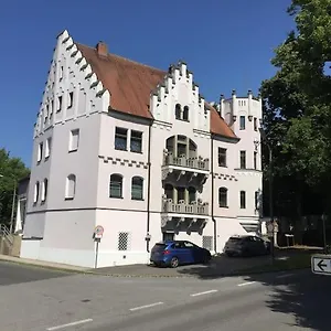  Apartment In Historischer Mit Gartennutzung